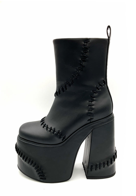 Ragdoll Platform Boot
