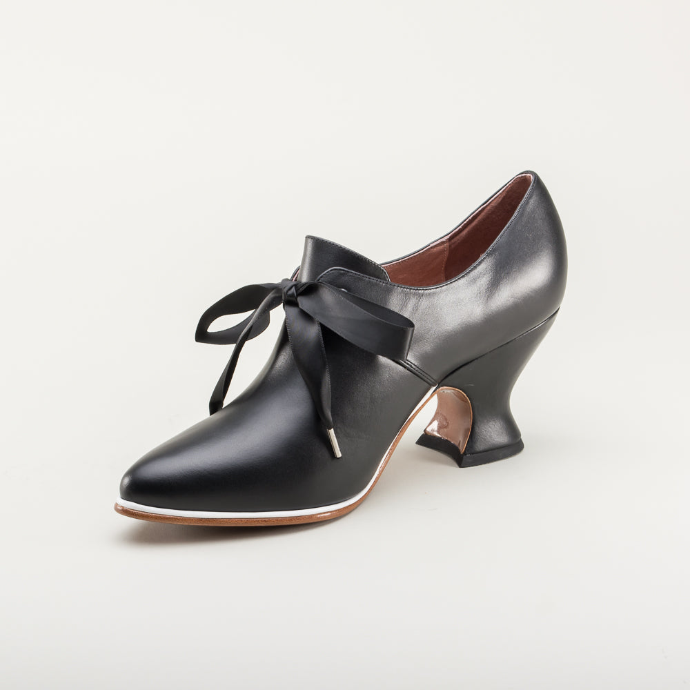 Pompadour 18th Century Leather Shoes (Black)